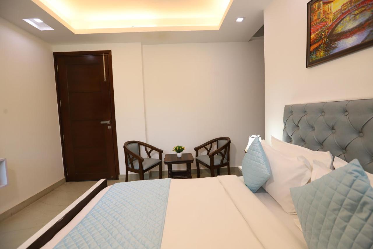 Hotel Nature View Green Park Metro Couple Friendly นิวเดลี ภายนอก รูปภาพ